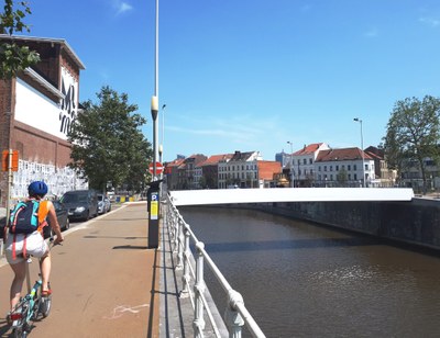 Molenbeek passerelle quai hainaut 01